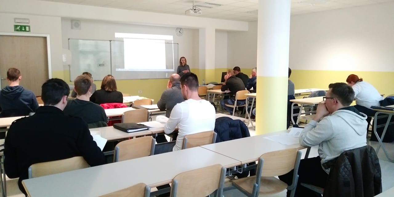 Delavnica Tehnično oblikovanje seminarskih, diplomskih in magistrskih nalog