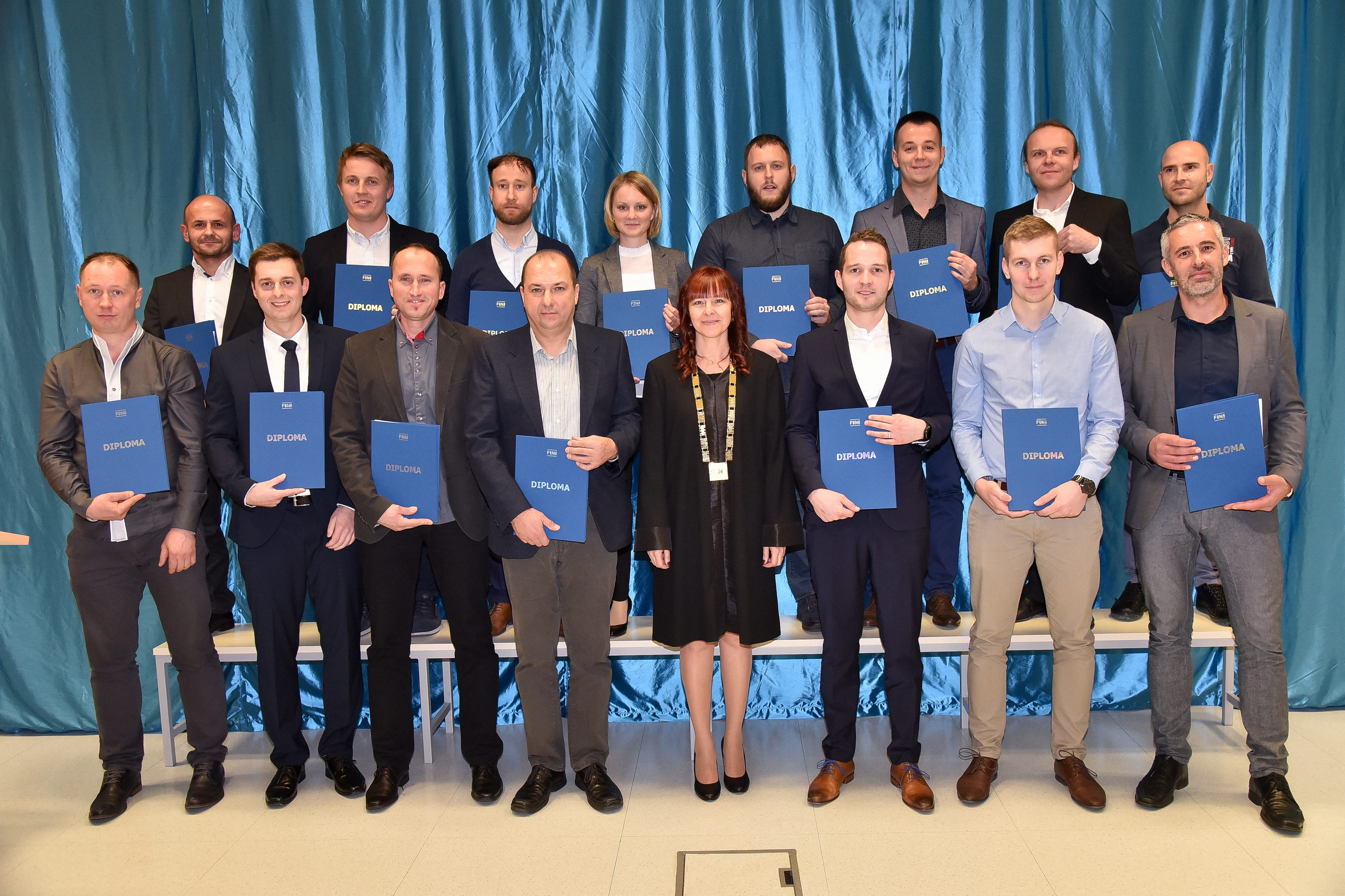 Podelitev diplom peti generaciji diplomantkam in diplomantom FINI Novo mesto