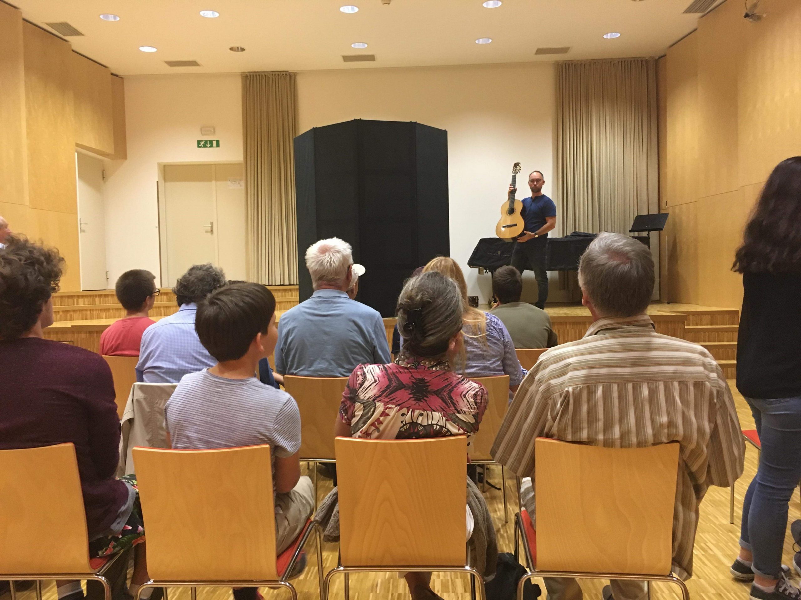 RAZVOJ GLASBENE UMETNOSTI Z UPORABO SODOBNIH ZNANJ TEHNIKE