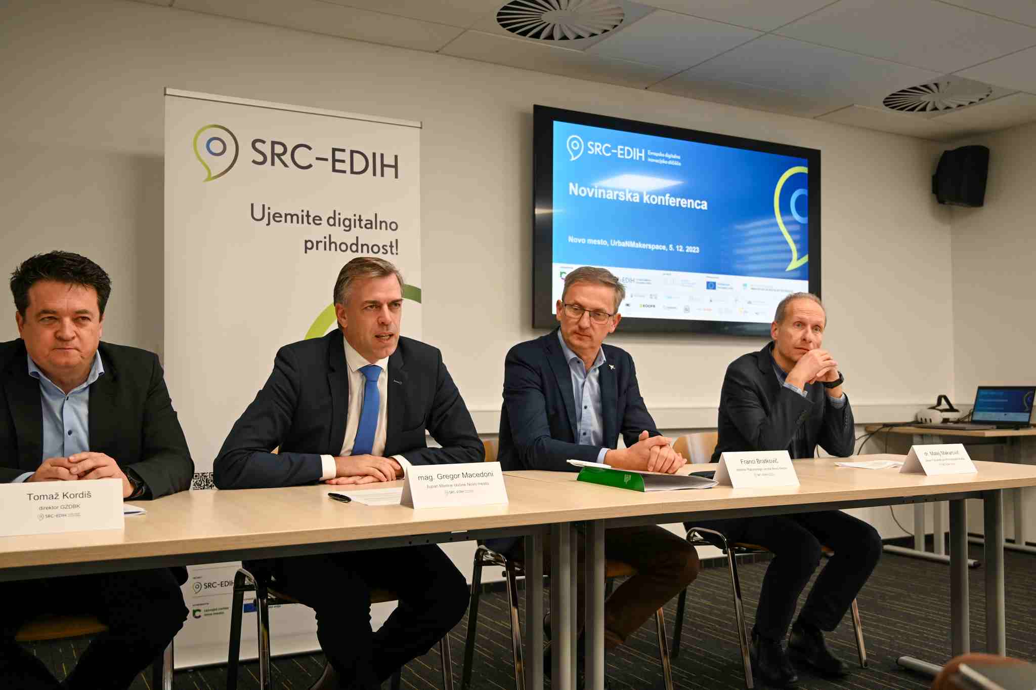 Ujemite digitalno prihodnost s SRC-EDIH